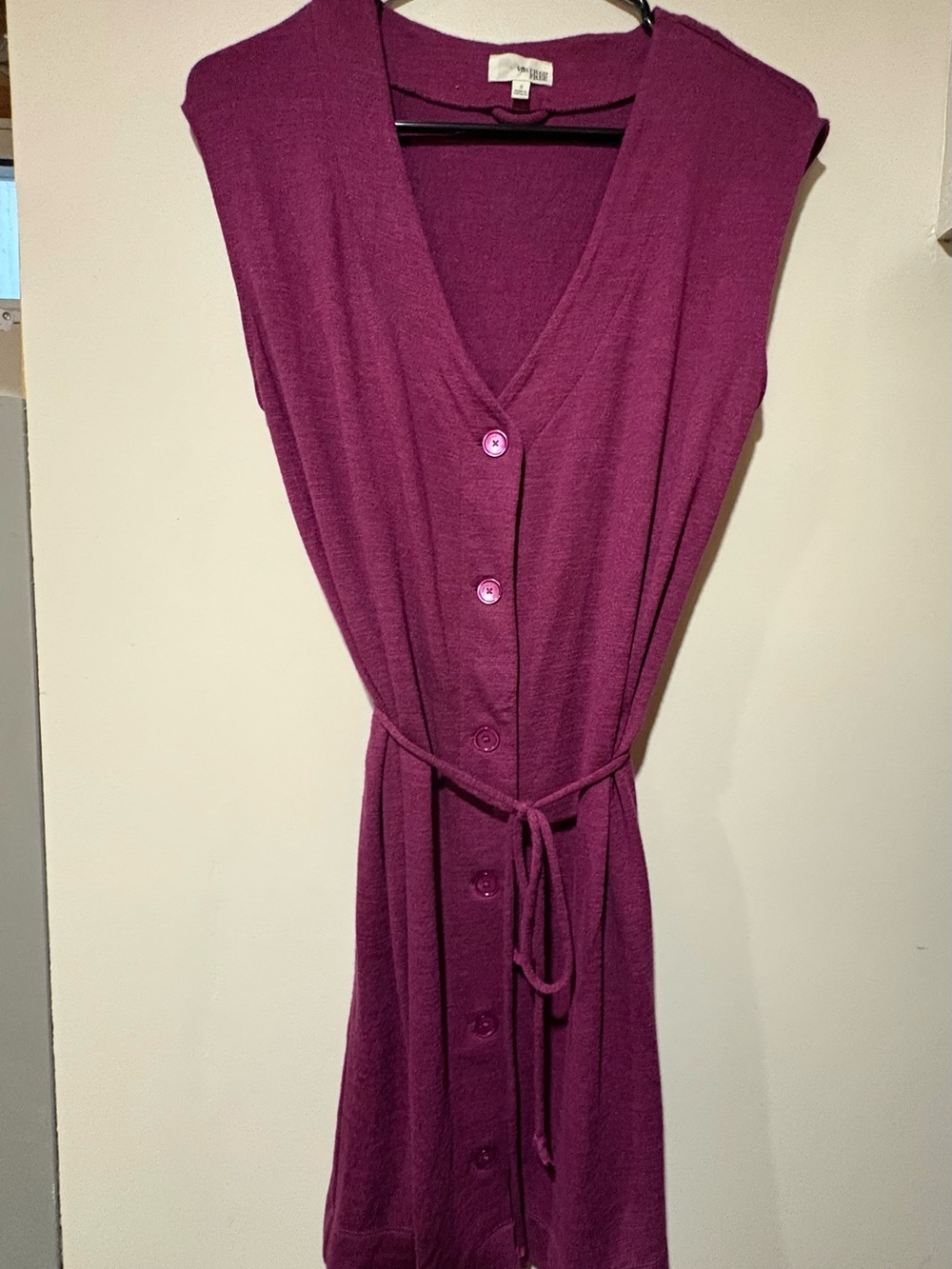 Alfred Sleeveless Midi Dress in Deep Plum